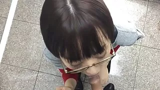 佩內​​洛普欺騙她的丈夫與一個害羞的情人