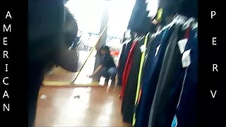 嬌小的金發女郎與強大的黑色精美亂搞