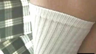 這傢伙接受了一個人的移動口交