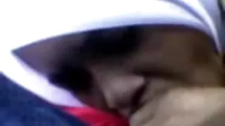 美女錶現出身體和手淫