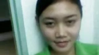 絲襪的法國女人和辦公室裡的員工性交
