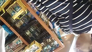 靈活的處女用強力螺栓從後面操