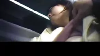 Davalka邀請了一位女朋友和她和一個男人進行性交和zhahaetsya